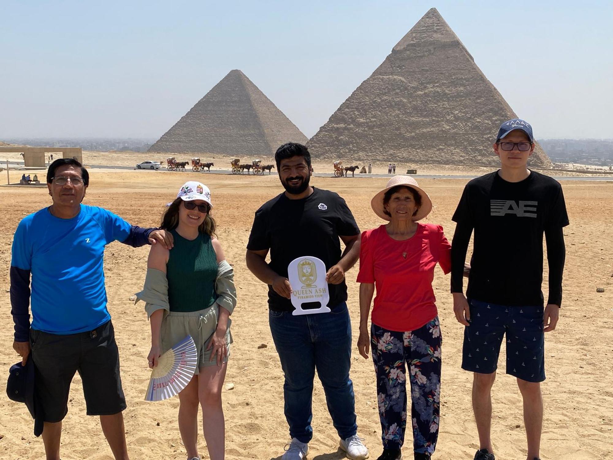 Queen Ash Pyramid View Inn Kafret el-Gabal Eksteriør bilde